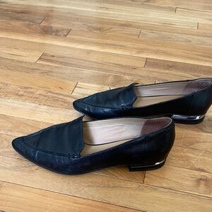 Franco Sarto Black Pointed Toe Leather Loafers size 7.5